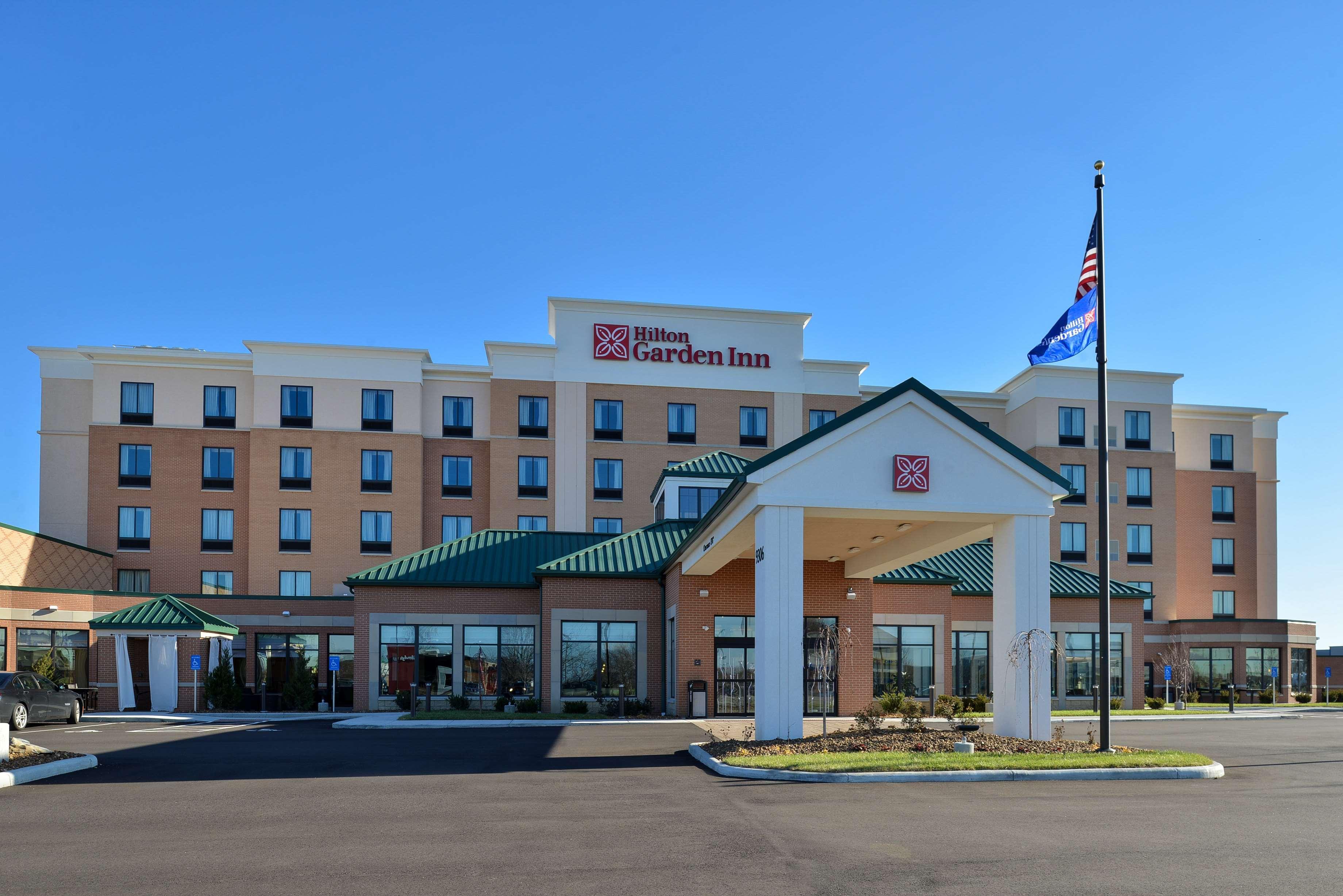 Hilton Garden Inn West Chester Bagian luar foto