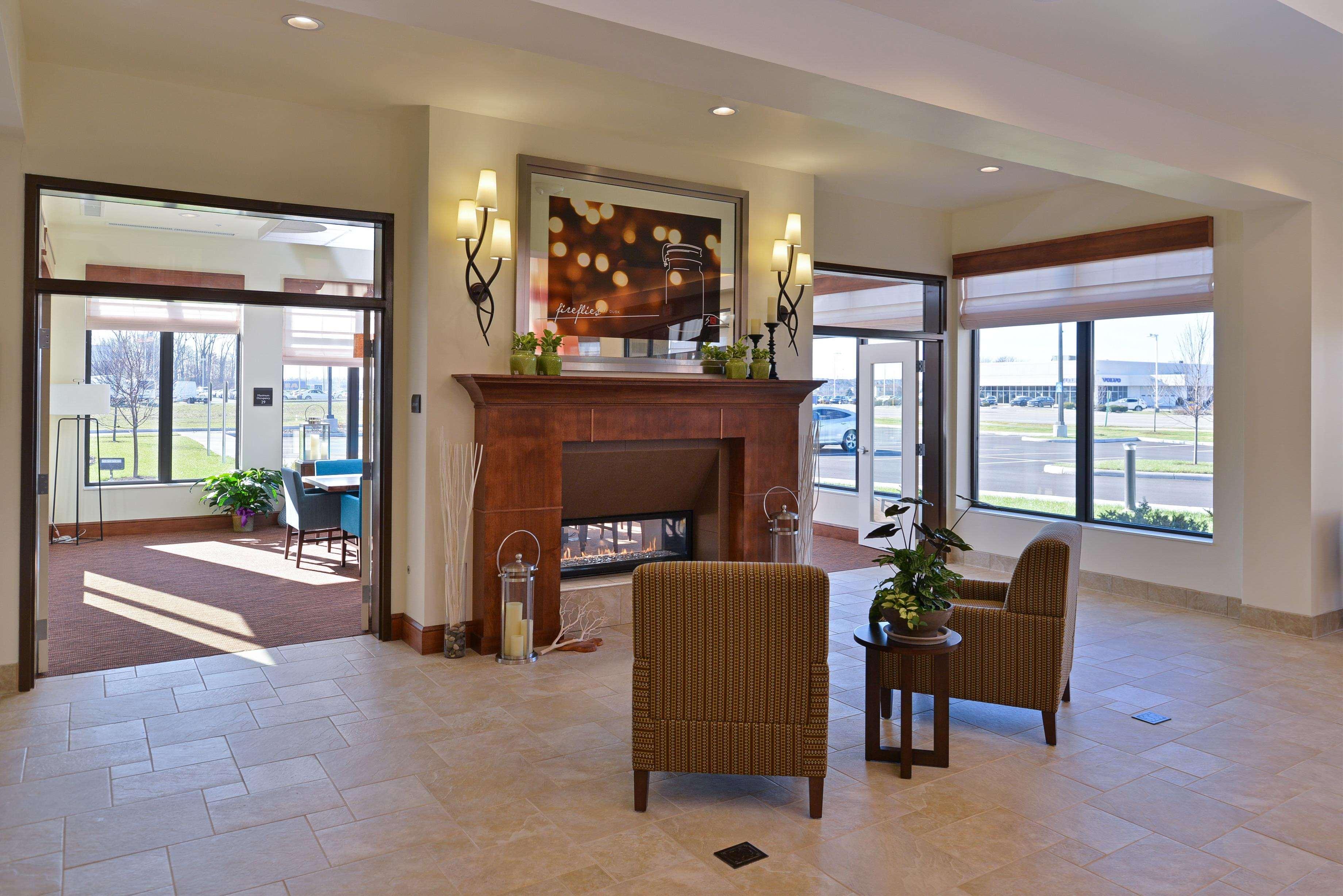 Hilton Garden Inn West Chester Bagian luar foto