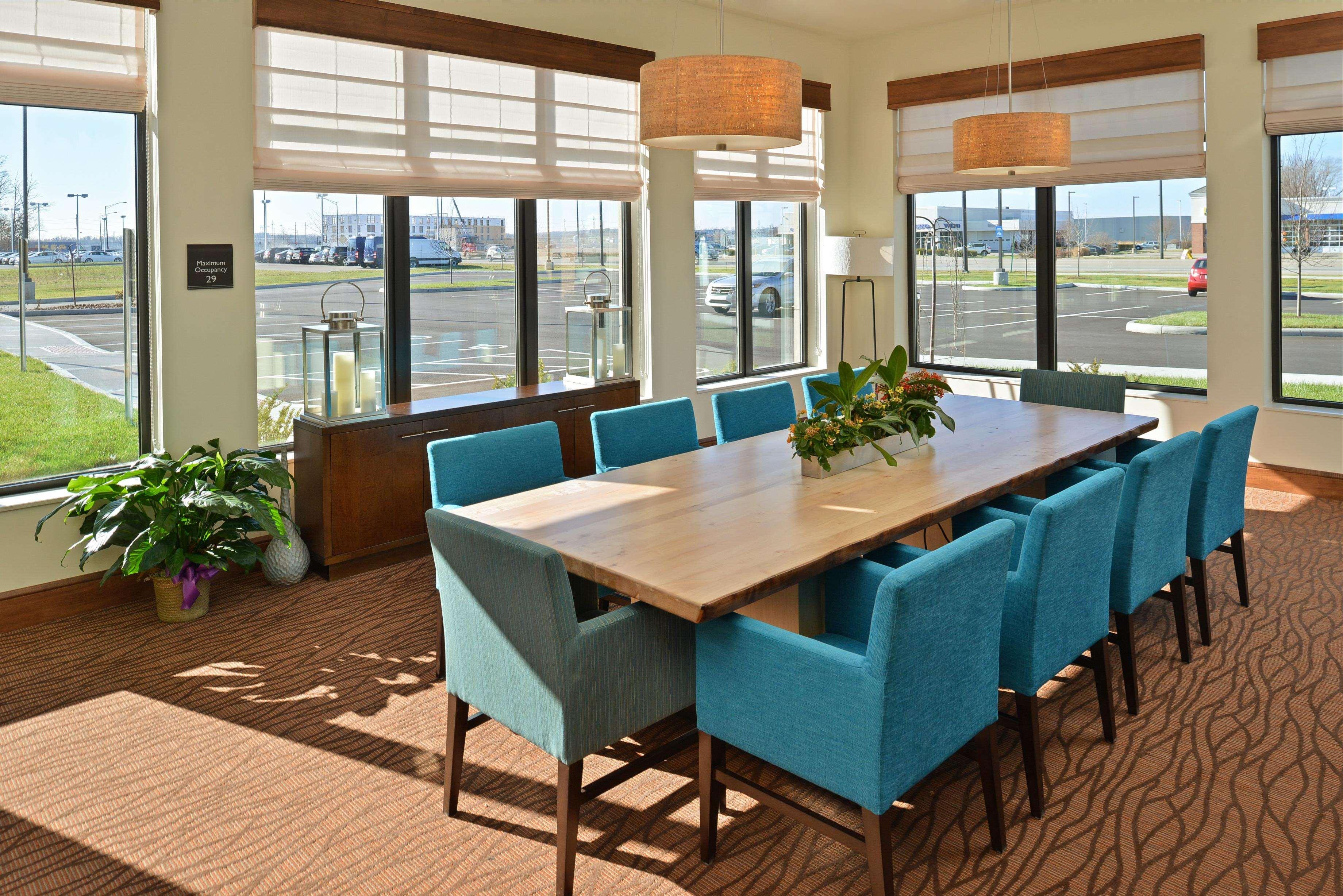 Hilton Garden Inn West Chester Bagian luar foto