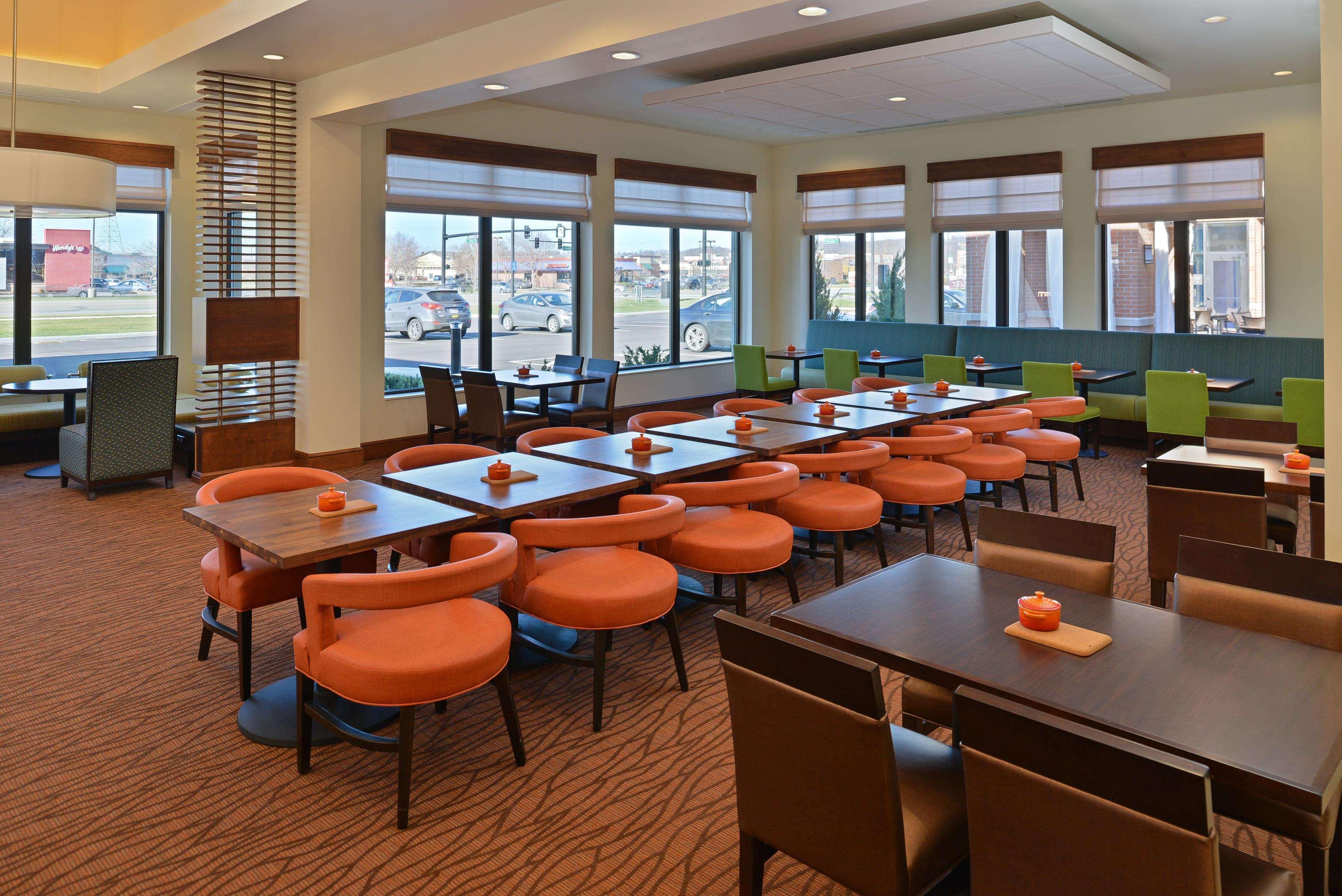 Hilton Garden Inn West Chester Bagian luar foto