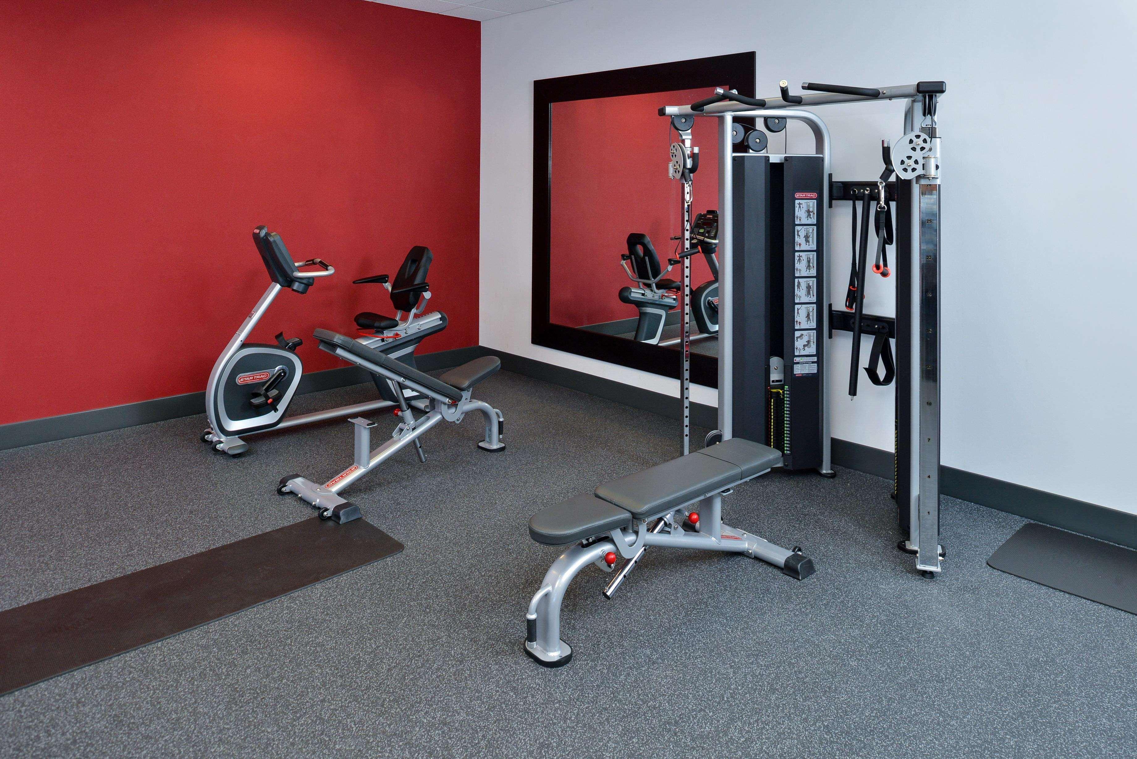Hilton Garden Inn West Chester Bagian luar foto