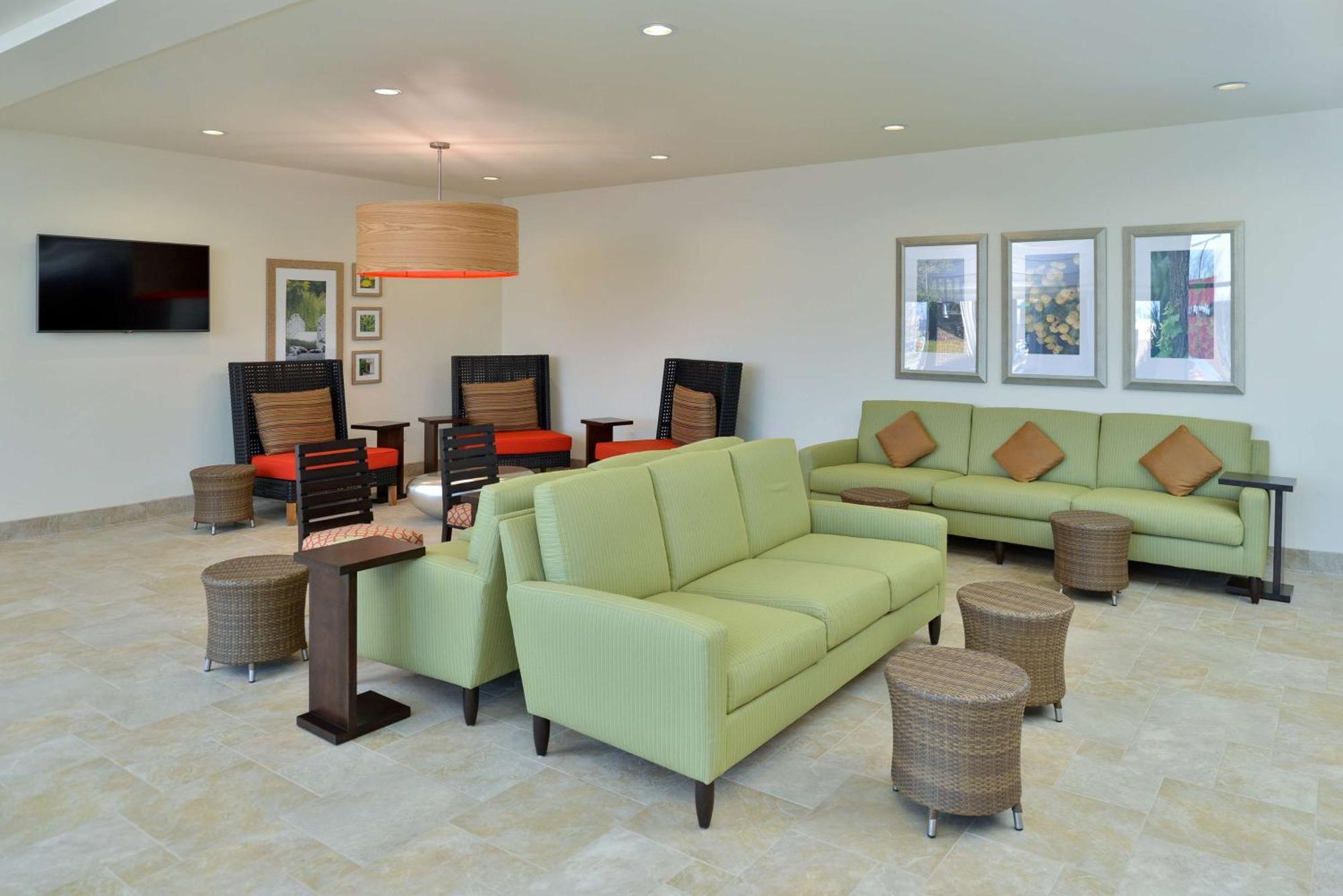 Hilton Garden Inn West Chester Bagian luar foto